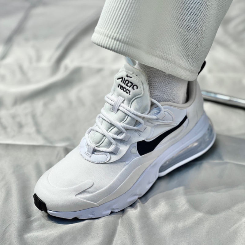 Nike Shoes Air Max 270 - ナイキ エア マックス 270 リアクト ホワイト