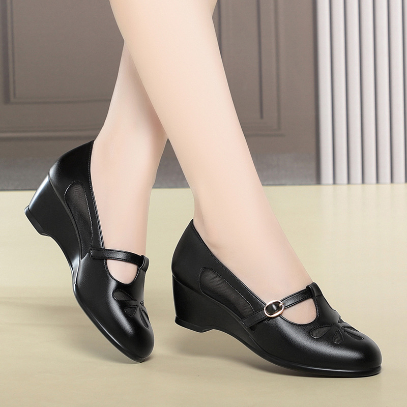 中年女性夏メッシュカットアウトウェッジヒールシューズ軽量ソフ - Womens Heels のレビューと価格